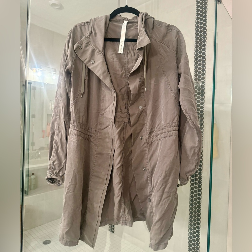 Lululemon Jacket - Army Green